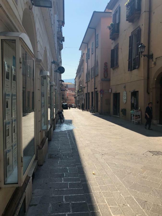 Apartmán Terni In Centro Exteriér fotografie